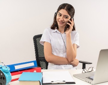 Asistente ejecutivo y computación